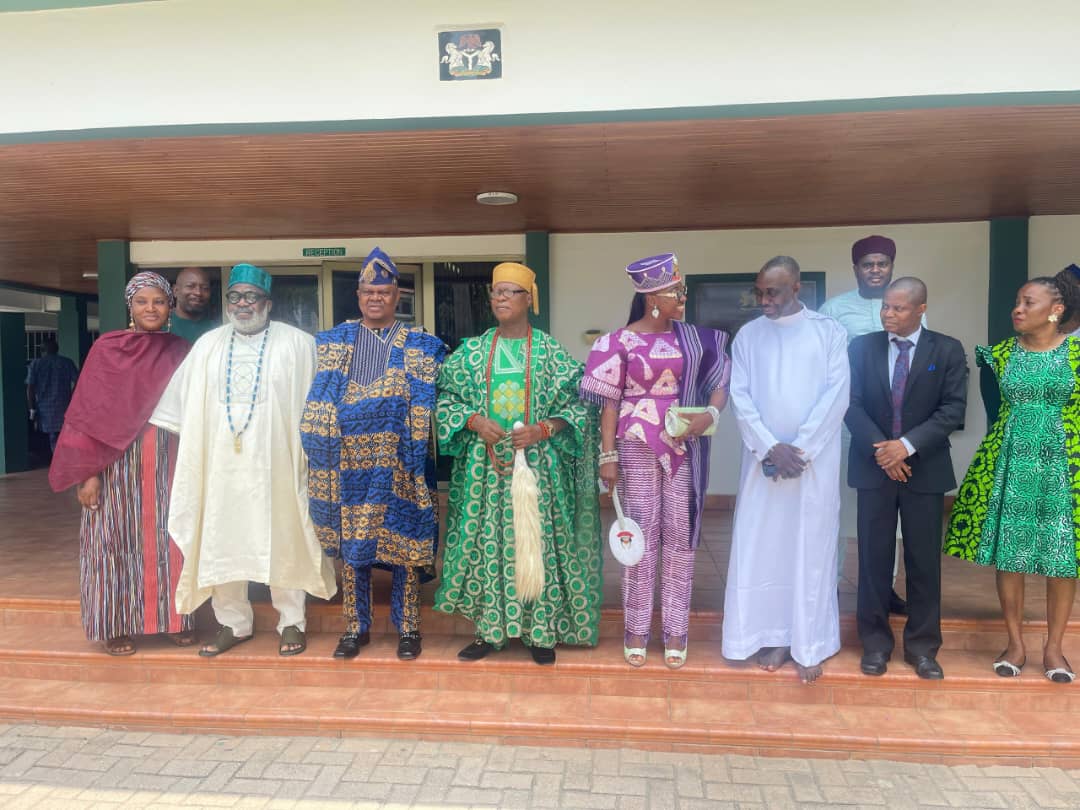 Owa Ajero of Ijero Ekiti, Oba Adewole, pays courtesy visit to Nigerian High Commission in Ghana