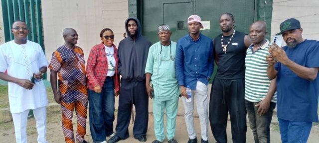 Burna Boy, VDM visit Kirikiri